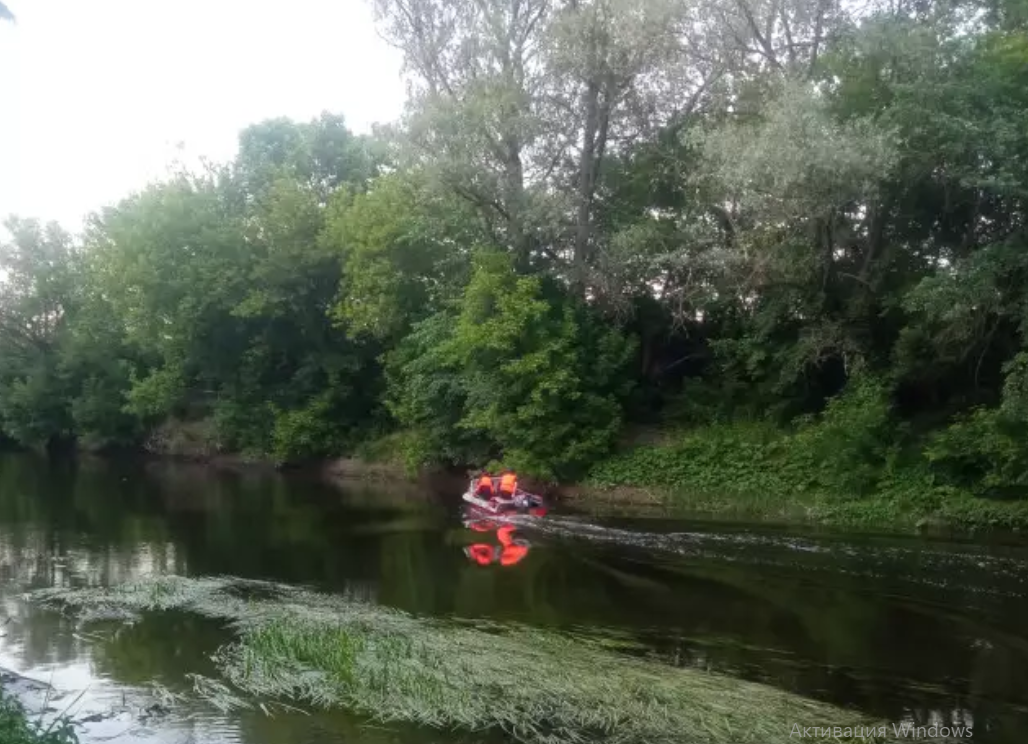 Полтавський район: надзвичайники вилучили тіло дитини з водойми.