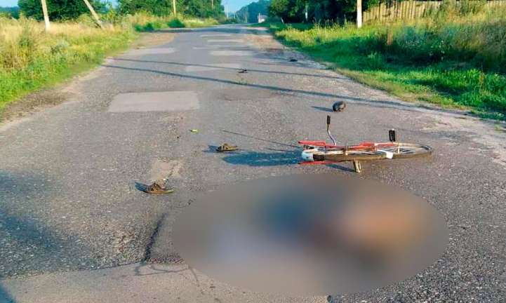 На Полтавщині поліція встановлює особу водія, який смертельно травмував велосипедиста та зник