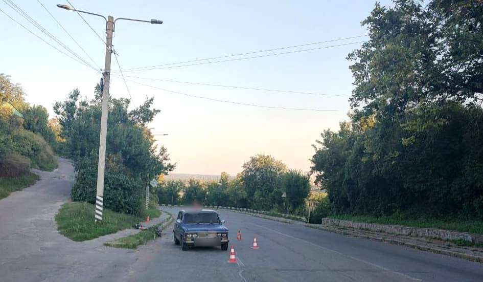 На Полтавщині поліція встановлює обставини ДТП, в якій травмовано малолітнього пішохода
