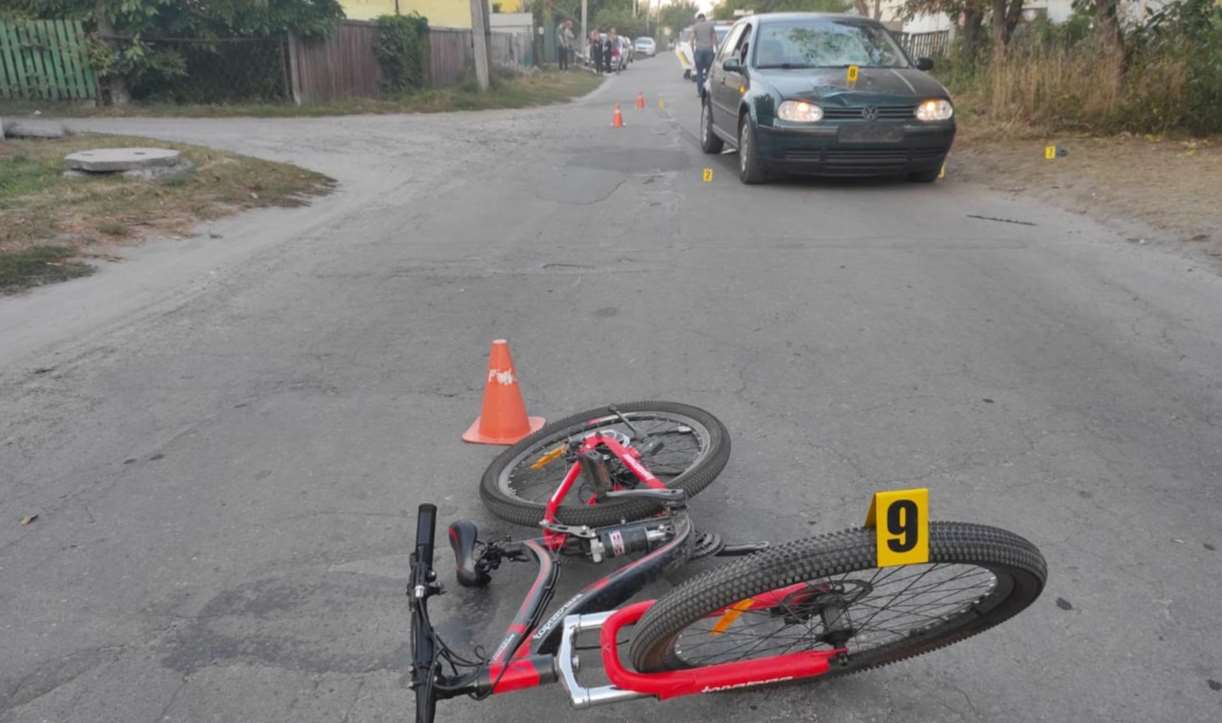 Поліція Полтавщини встановлює обставини ДТП, в якій травмований малолітній