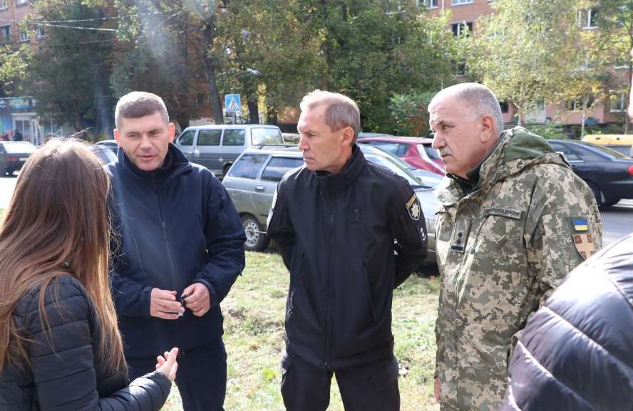 У Полтаві планують заборонити парковку транспорту на одній з вулиць