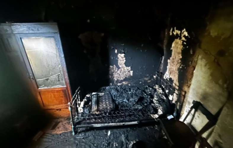 Поліція Полтавщини встановлює обставини загибелі чоловіка під час пожежі