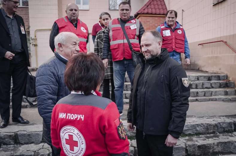 Філіп Пронін оглянув гуртожиток, де проживають ВПО