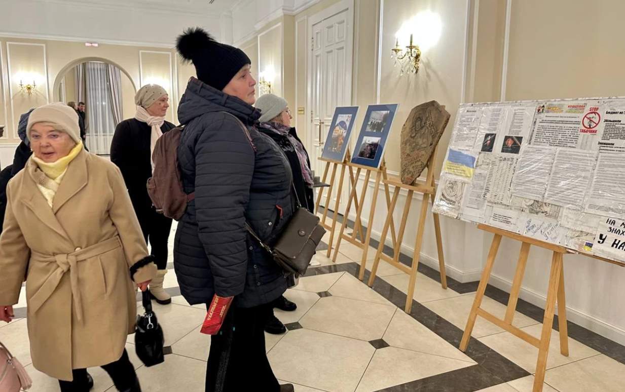 В Полтаве презентовали выставку "Героизм и величие Майдана"