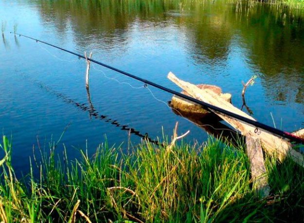 На Полтавщине продолжатся поиски 13-летнего парня, который не вернулся с рыбалки