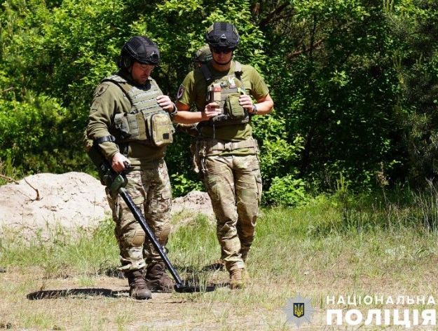 Вибухотехніки Полтавщини знешкодили понад 200 боєприпасів