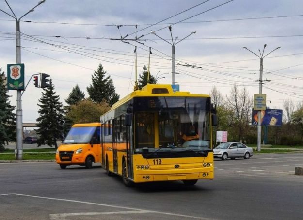 В Полтаве проведут троллейбусные экскурсии ко Дню туризма