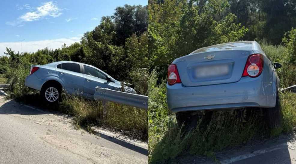 На Полтавщині водійка врізалася в відбійник: обійшлося без травмованих