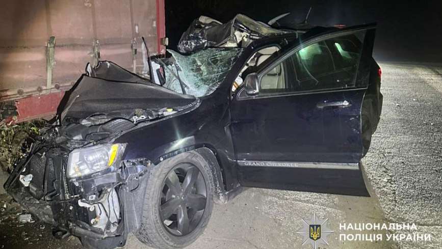 У Біликах «Джип» протаранив фуру