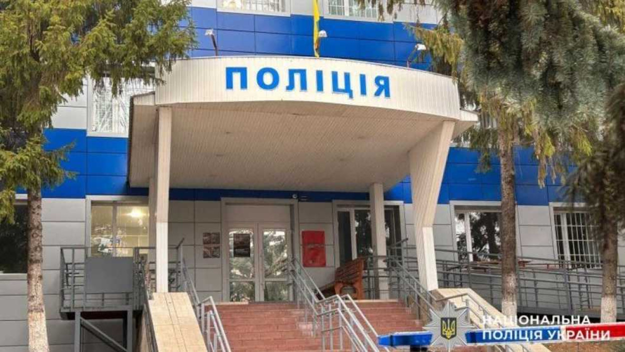 В Полтавской области годовалый ребенок получил травмы, выпав из салона автомобиля
