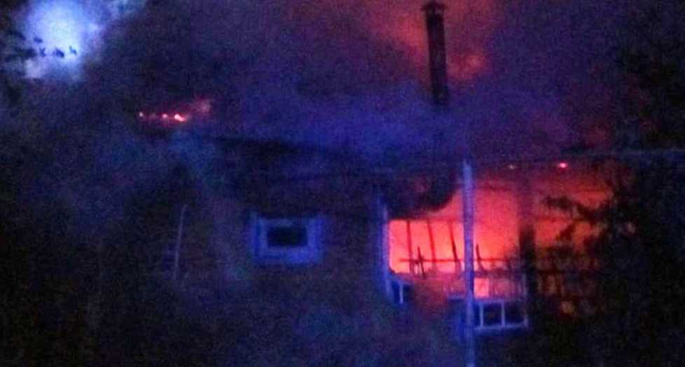 В Новых Санжарах в результате пожара погибла женщина, ещё двое человек госпитализированы
