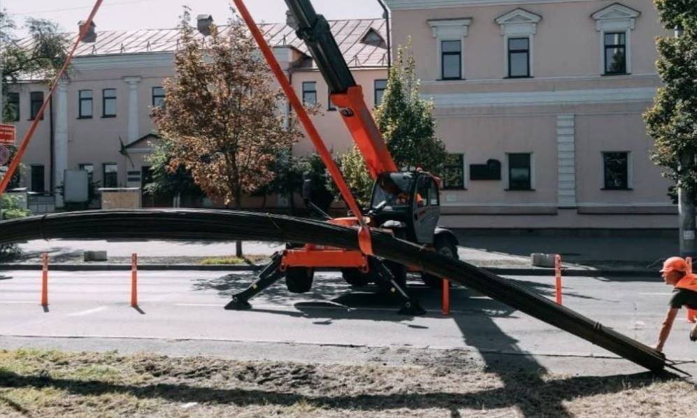 В Киеве до конца года ограничат движение по эстакаде вдоль Набережно-Крещатицкой