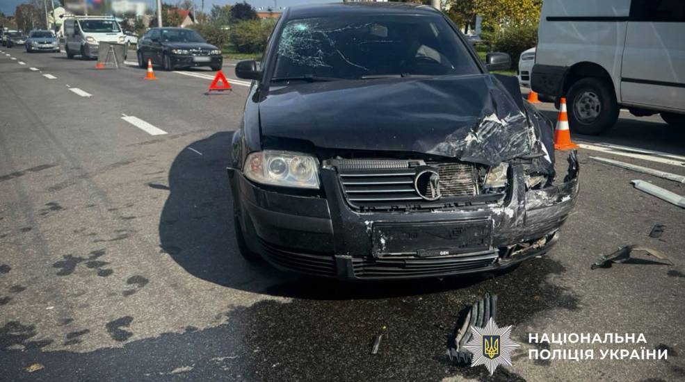 В Полтаве на улице Раисы Кириченко столкнулись Volvo и Volkswagen