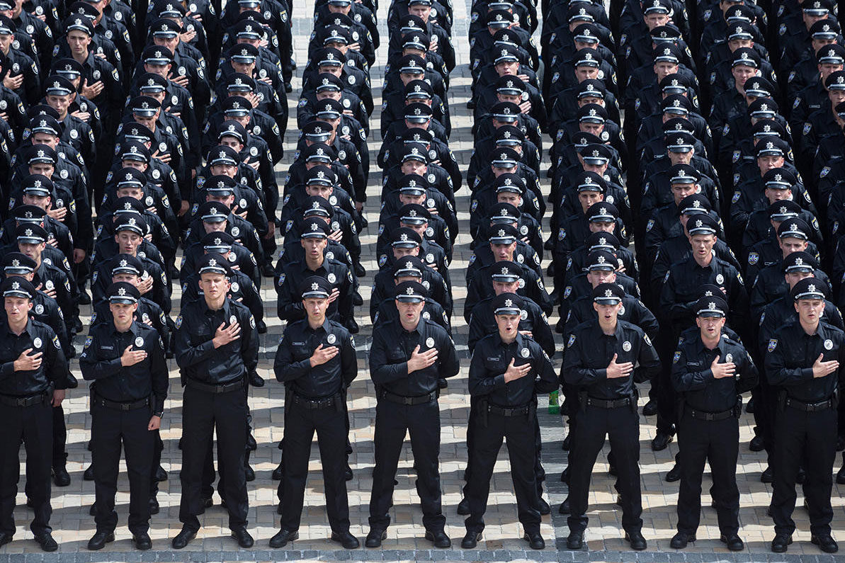Полтавчан приглашают на службу в спецбатальон полиции