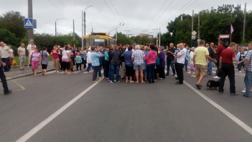 Полтавчане грозятся перекрыть трассу Киев-Харьков (видео)