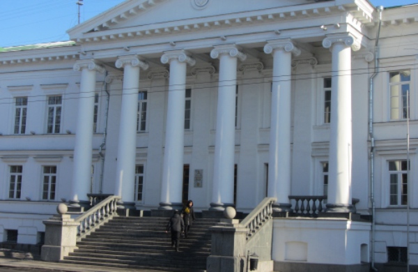 Депутаты разрешили строить киоски в центре Полтавы